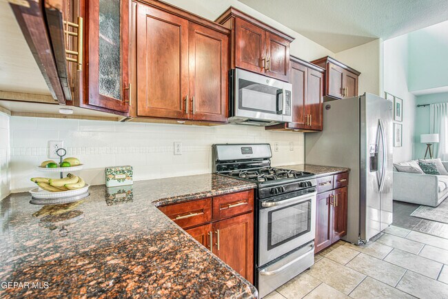 Building Photo - 7751 Enchanted Path Dr