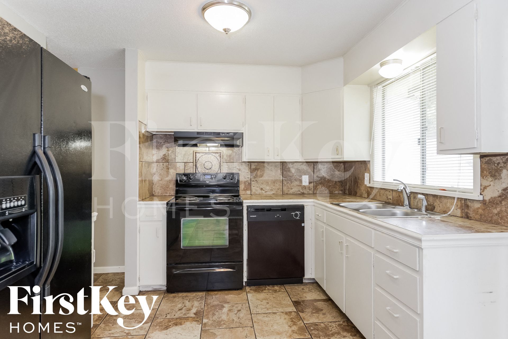 Building Photo - 9220 Oakland Ave