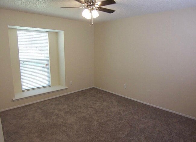 Building Photo - 1415 Grand Jct Dr