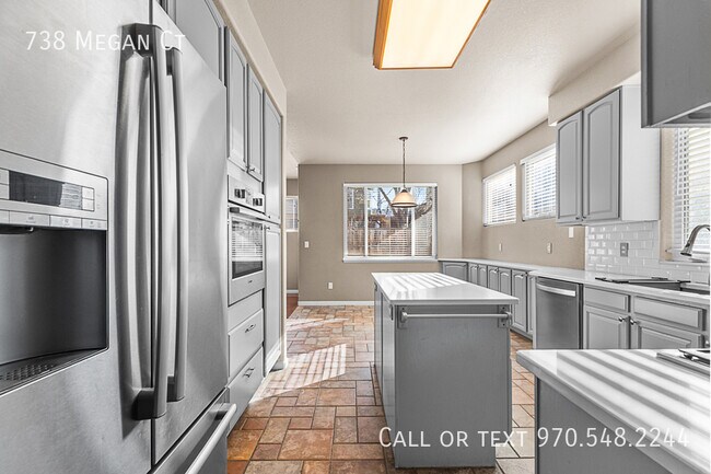 Building Photo - 738 Megan Ct