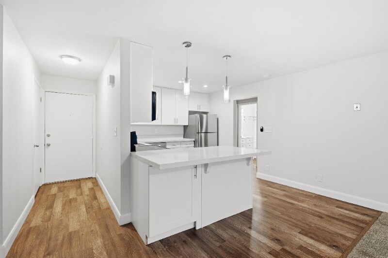 Building Photo - 172 W Clinton Ave