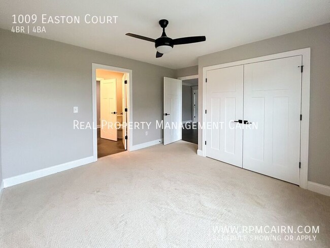 Building Photo - 1009 Easton Ct