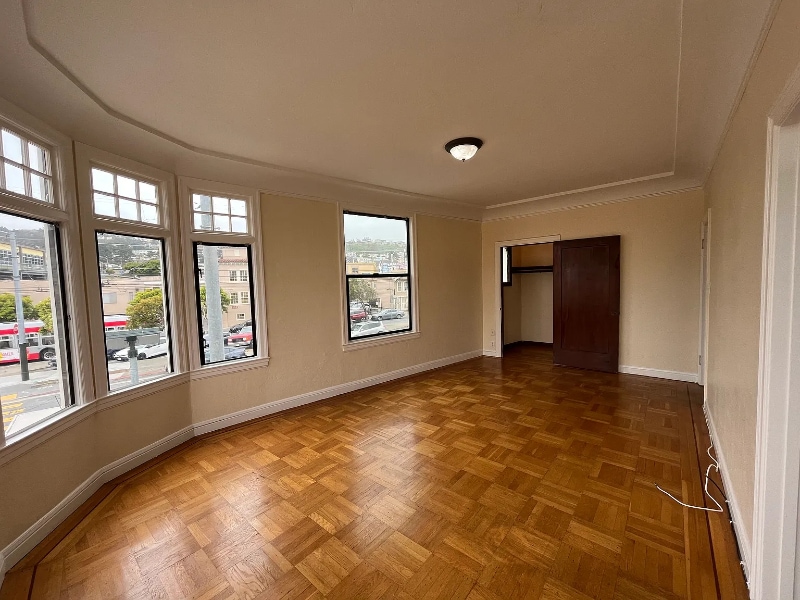 Building Photo - 5650 Mission St