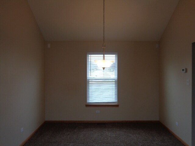 Building Photo - 1505 Finch Dr