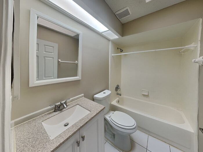 Building Photo - 315 Springfield Ct