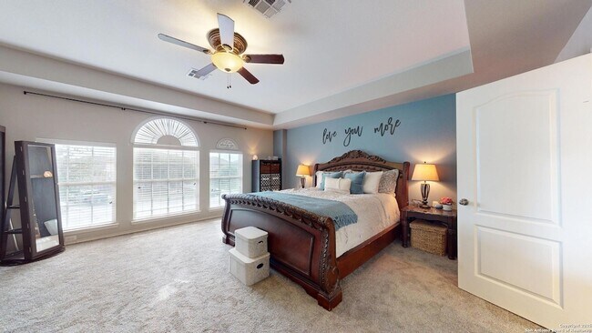 Building Photo - 522 Baltustrol Dr