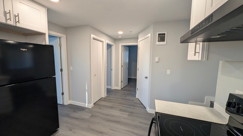 Hallway - 2378 E 15th Ave