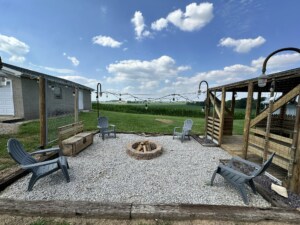 Building Photo - 3 Bedroom Country Home!