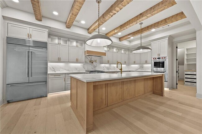 Building Photo - 2447 Rock Maple Dr NE