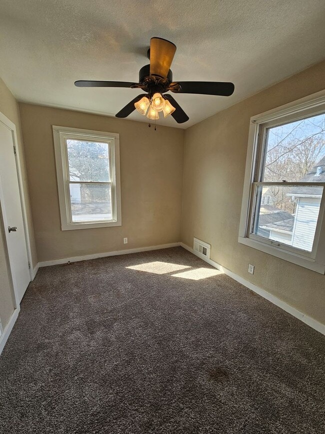 Building Photo - 208-210 13th Ave.