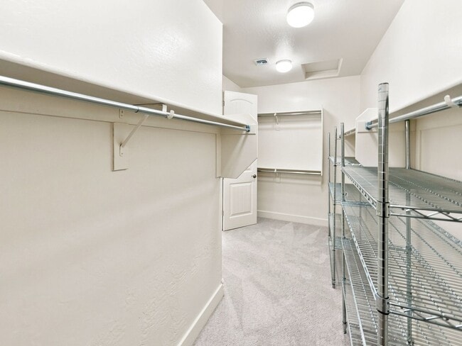 Building Photo - Luxury SMART HOME For Rent!