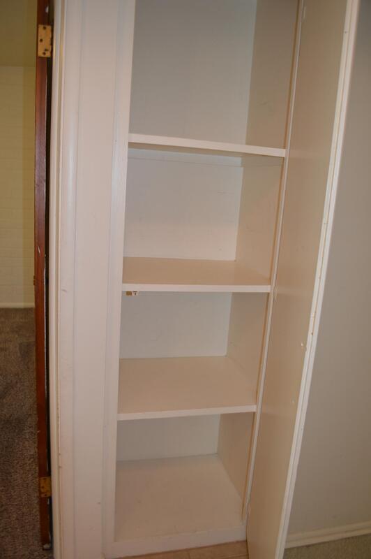 Building Photo - 472 E Granite Ave