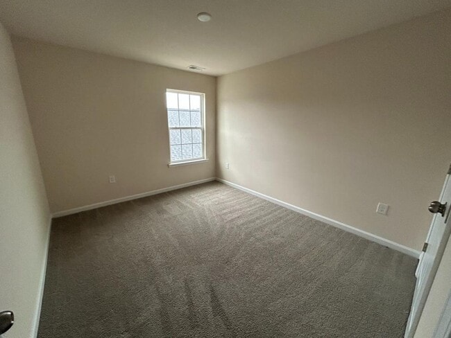 Building Photo - 283 Hampton Park Cir