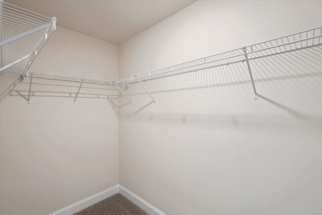 Building Photo - $500 RENT CREDIT | AVAILABLE NOW! (Small Pets Only)