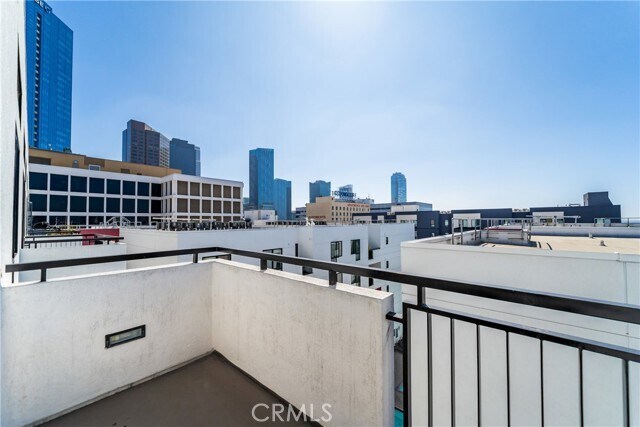 Building Photo - 1234 Wilshire Blvd