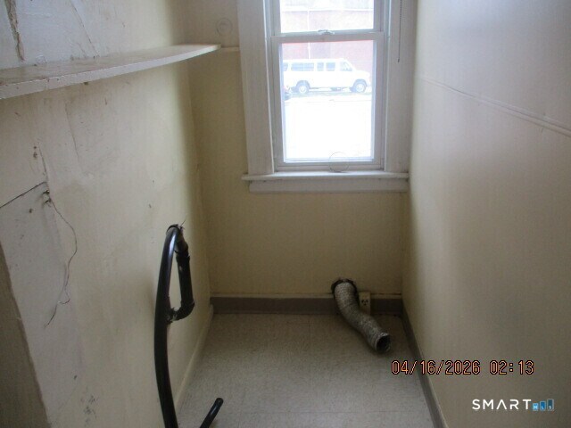 Building Photo - 1720 E Main St