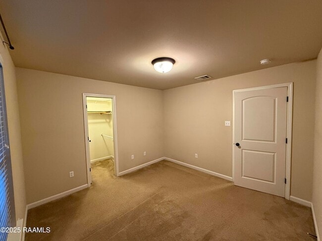 Building Photo - 309 Sun Ridge St