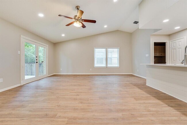 Building Photo - 21 E Brookberry Ct