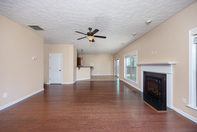 Building Photo - 7369 Pine Seed Dr