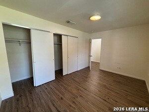 Building Photo - 8214 Chestnut Manor Dr