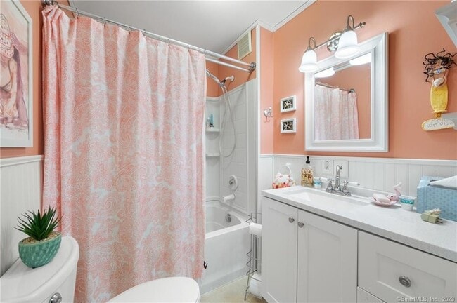 Building Photo - 6 East St