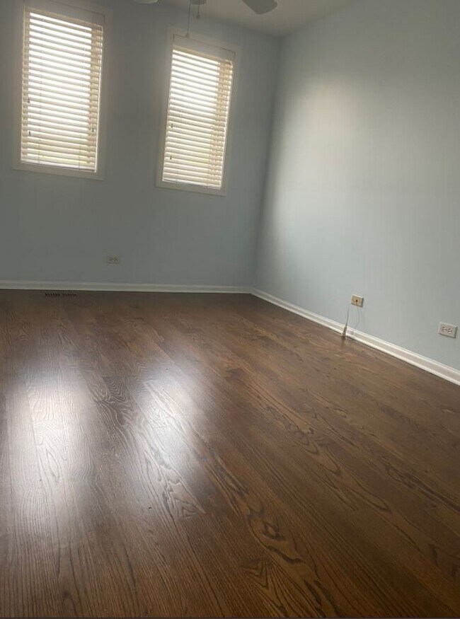 2nd Bedroom - 5326 S Ingleside Ave