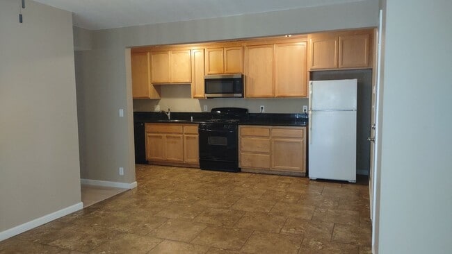 Building Photo - 2718 Toro Ct