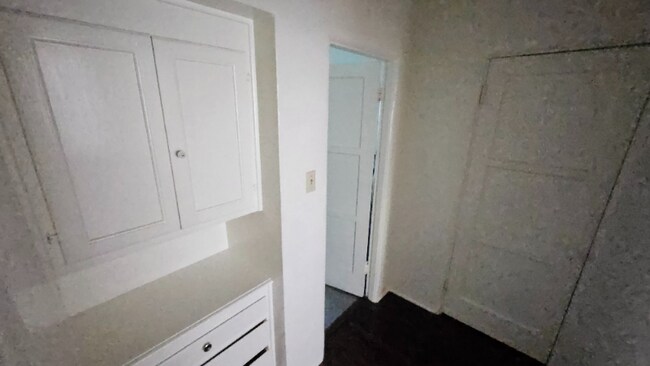 Building Photo - 1425 Echo Park Ave