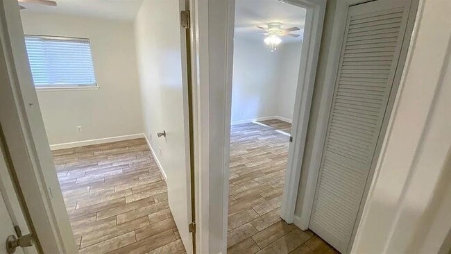 Building Photo - 63 S Wavy Oak Cir