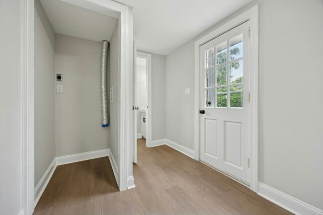 Building Photo - 635 Stanton Christiana Rd