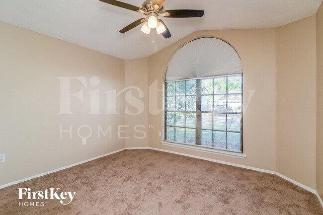 Building Photo - 1454 Marigold Dr
