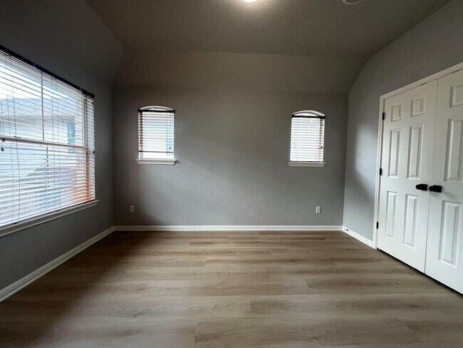 Building Photo - 12513 Palfrey Dr