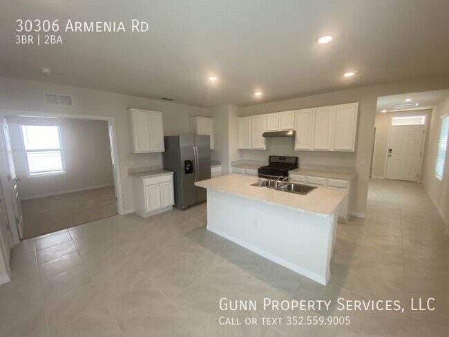 Building Photo - New Built 3/2 Home in LAKE DENHAM ESTATES