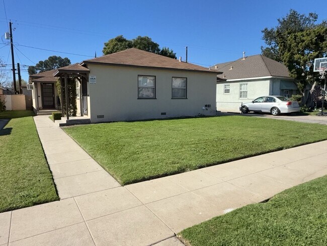 Building Photo - 178