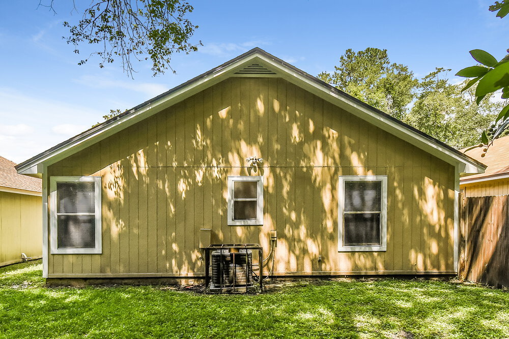 Building Photo - 10725 Meadowlea Dr