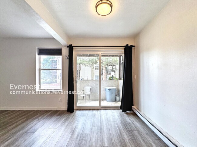 Building Photo - 17505 E Mansfield Ave