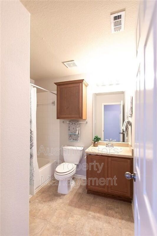 Building Photo - 1612 Corn Hill Ln