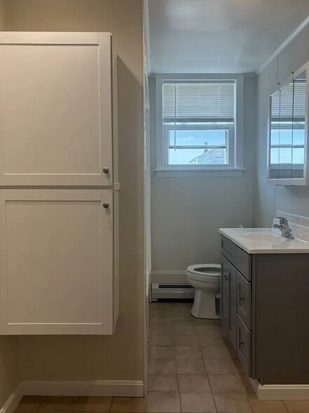 Building Photo - 40 Orient Ave