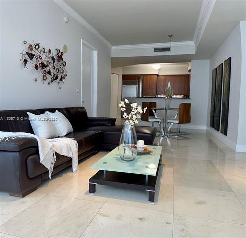 Building Photo - 18101 Collins Ave