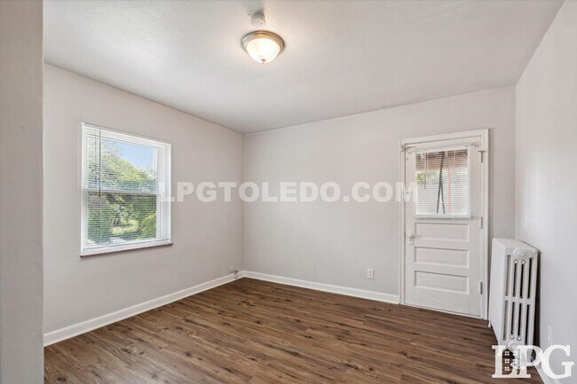 Building Photo - 1411 Potomac Dr