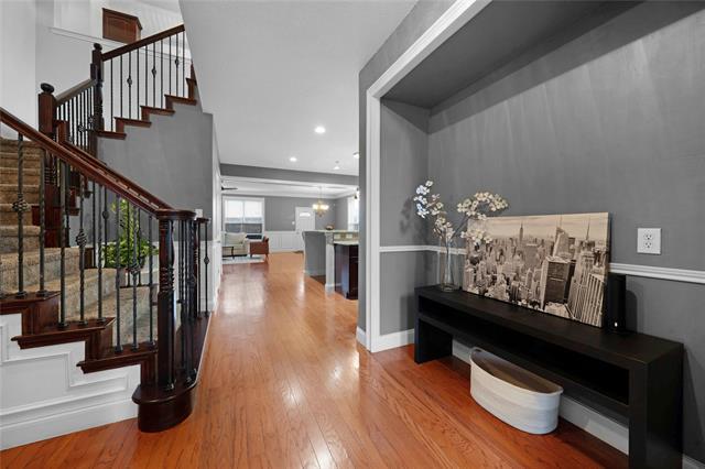 Building Photo - 9204 Sterling Gate Dr