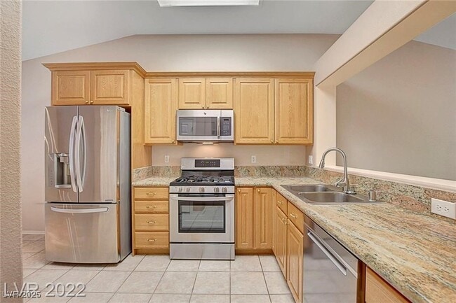 Building Photo - 2079 Poppywood Ave