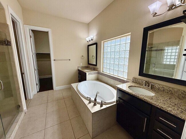 Building Photo - 9605 Brians Path