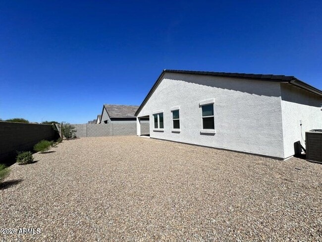 Building Photo - 3449 Encanto St