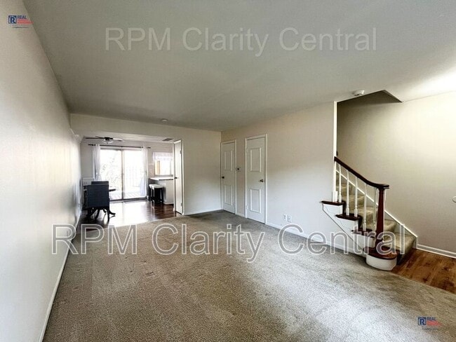 Building Photo - 996 Chatham Ln