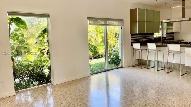 Building Photo - 625 93rd St