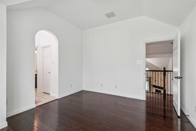 Building Photo - 720 Yarrow St