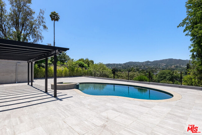 Building Photo - 4423 Bergamo Dr