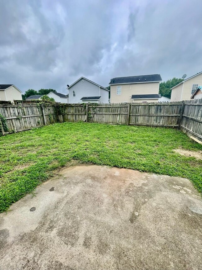 Building Photo - Welcome to this beautiful 4-bedroom, 2.5-b...