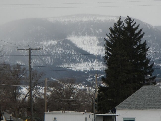 Building Photo - 104 N K St